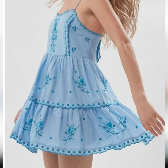 UO "Hanna" Emboidered Dress, M - Picture 2 of 13